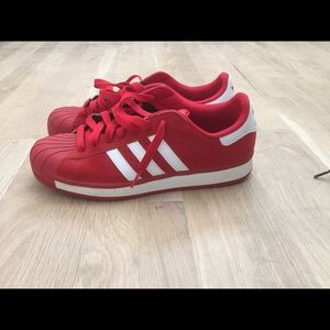 Adidas shell toe